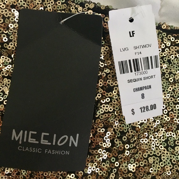 Sparkly shorts - Picture 3 of 3